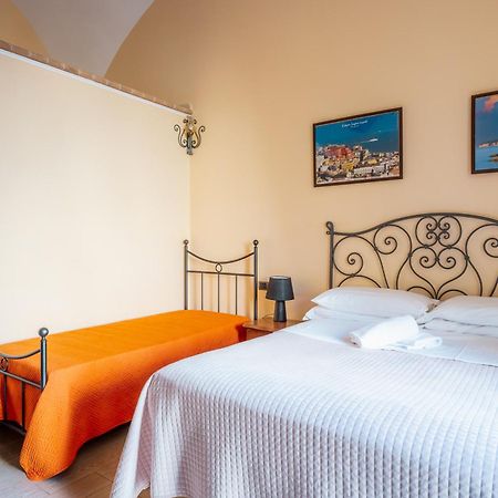 לינה וארוחת בוקר מסה לוברנסה Relais Il Pennino מראה חיצוני תמונה