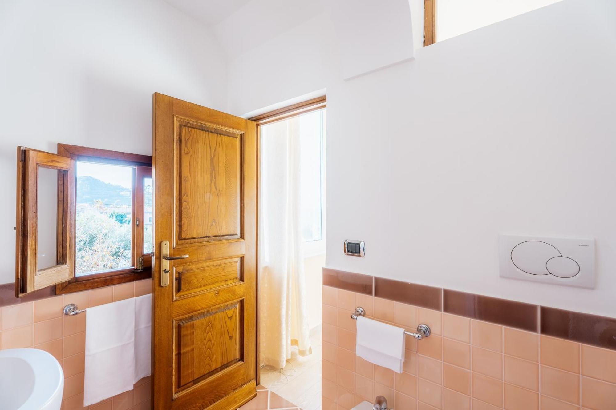 לינה וארוחת בוקר מסה לוברנסה Relais Il Pennino מראה חיצוני תמונה