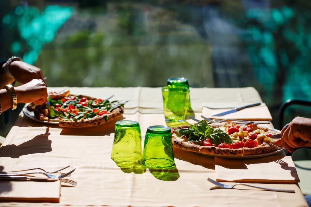 לינה וארוחת בוקר מסה לוברנסה Relais Il Pennino מראה חיצוני תמונה