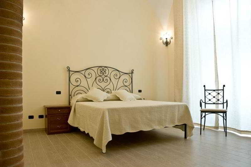 לינה וארוחת בוקר מסה לוברנסה Relais Il Pennino מראה חיצוני תמונה